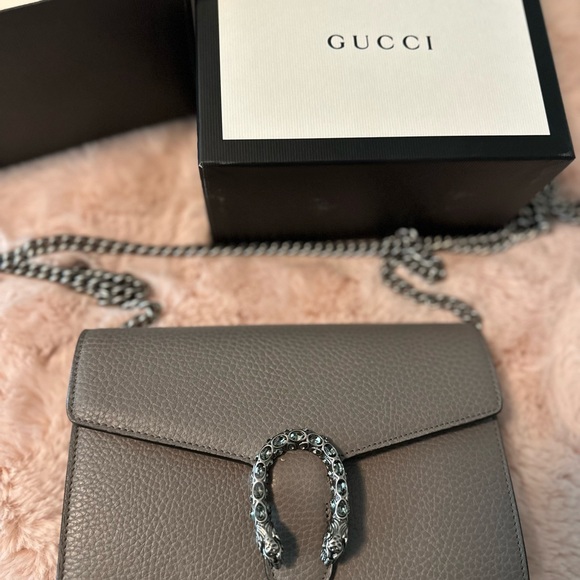 Gucci Dionysus Mini Bag - Picture 4 of 10